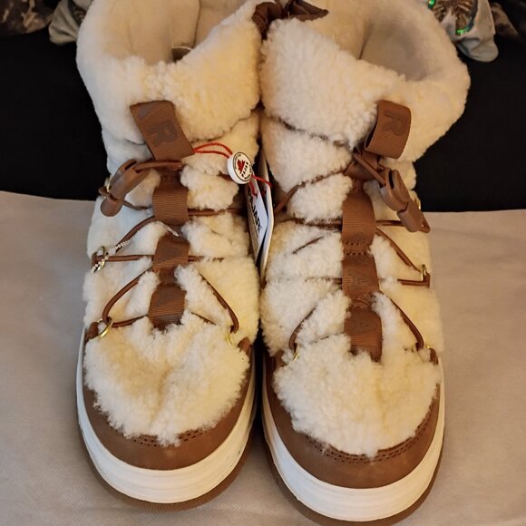 Pajar Shoes - PAJAR  JANIE  WATERPROOF CARMEL/CREAM FAUX FUR SNOW BOOT SZ 10  NWT NWOB